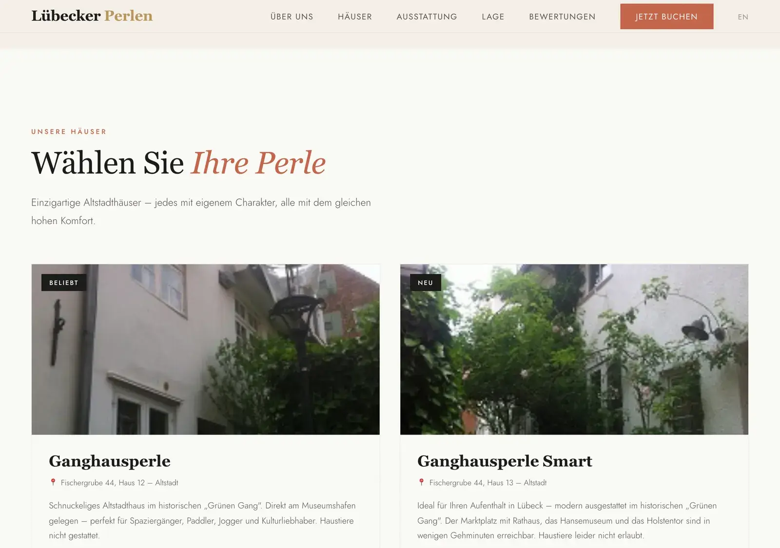 Abschnitt „Wählen Sie Ihre Perle“ mit Fotos und Kurzbeschreibungen der Wohnungen Ganghausperle und Ganghausperle Smart.